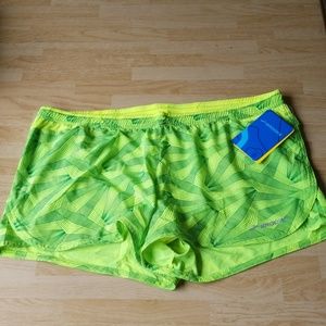 Brooks Racey 2.5" Split Short